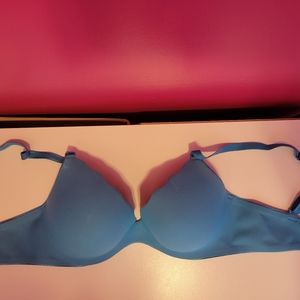 Wacoal B.Tempt'd - BWowd Convertible Scalloped Push Up Bra